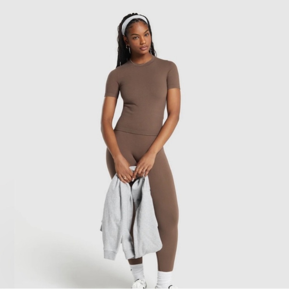 BUNDLE: Gymshark Ribbed Cotton Seamless T-Shirt—Blue and Brown Shirts